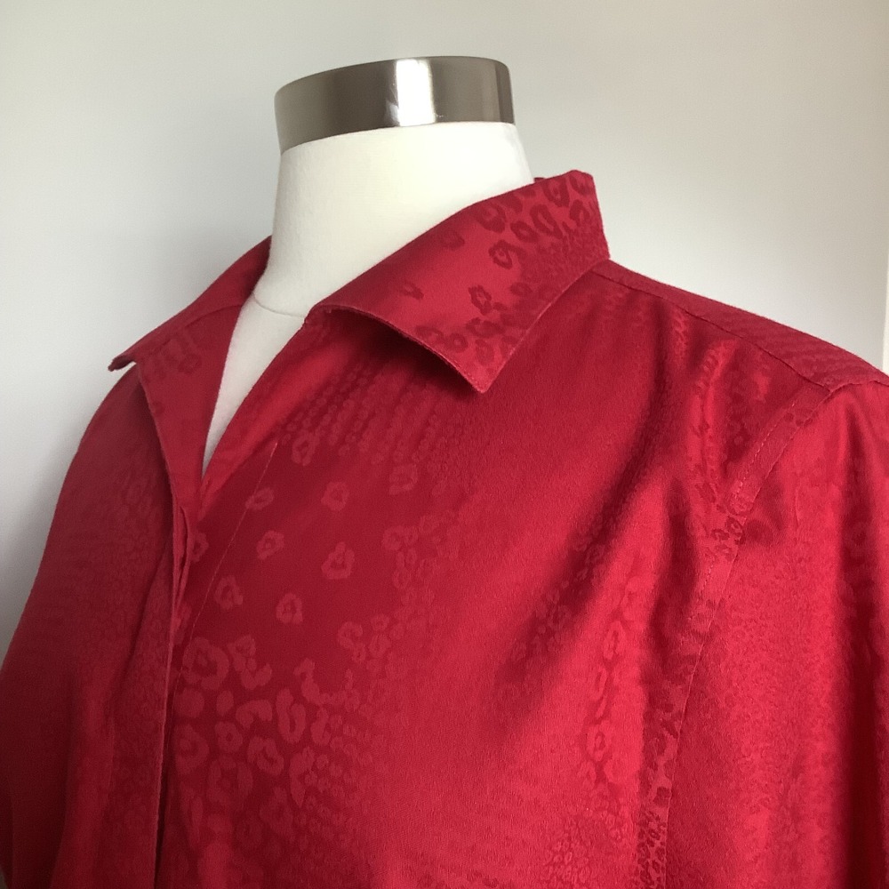 Chico's Womens Tunic Shirt Size 1 No-Iron Sateen Winged Collar‎ US Size 8/10 - Picture 6 of 16